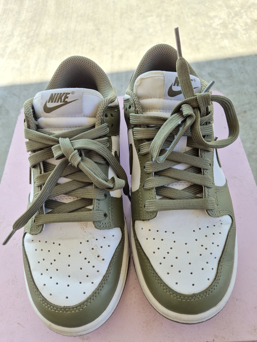 Nike Dunk Low – Olive Green & White 💚🤍